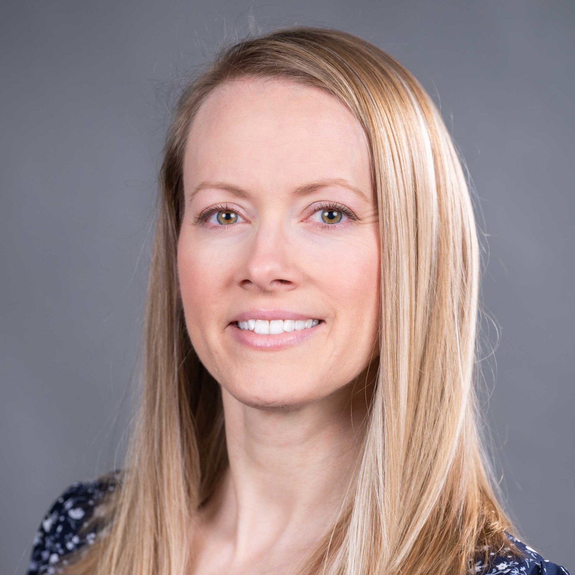 Professional Headshot of Kimberly Tolson